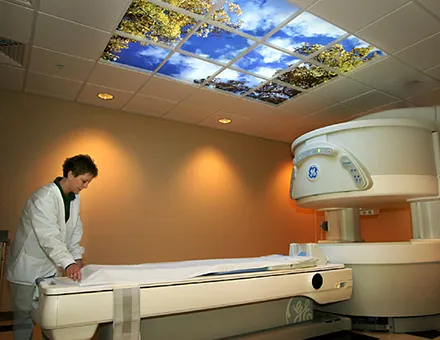 Mercy Des Moines MRI Image 4